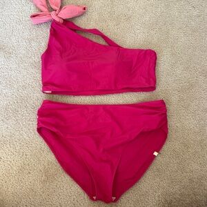 SUMMERSALT Bow-Shoulder Ruched Sidestroke Bikini
